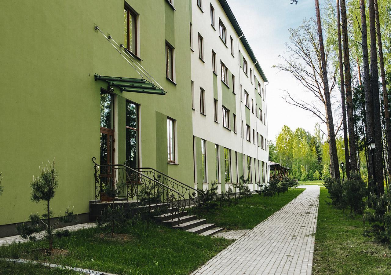 Green Park Hotel Airport Minsk Silichi Dış mekan fotoğraf