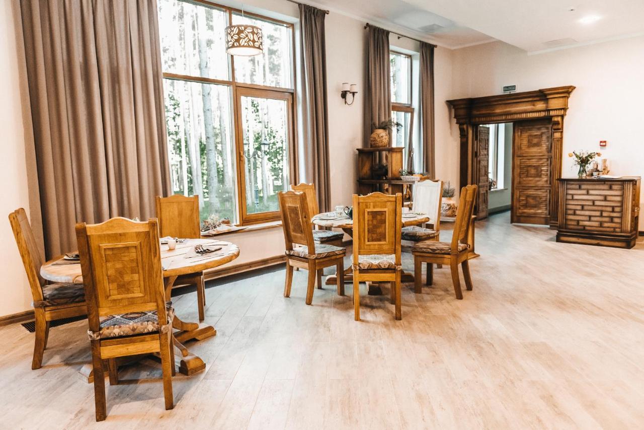Green Park Hotel Airport Minsk Silichi Dış mekan fotoğraf